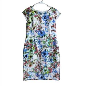 Madison Leigh floral dress Size 6